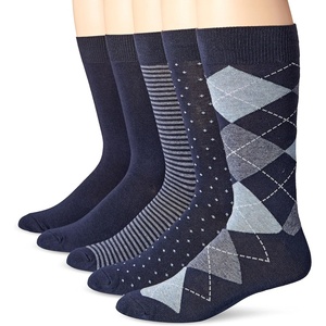 Amazon Essentials Men’s Patterned Cotton Dress Crew Socks, 5 Pairs(Assorted Navy)