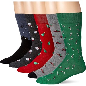 Amazon Essentials Men’s Patterned Cotton Dress Crew Socks, 5 Pairs(Christmas)