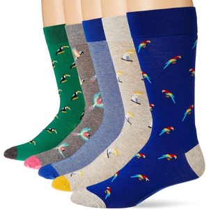 Amazon Essentials Men’s Patterned Cotton Dress Crew Socks, 5 Pairs(Tropical/Birds)