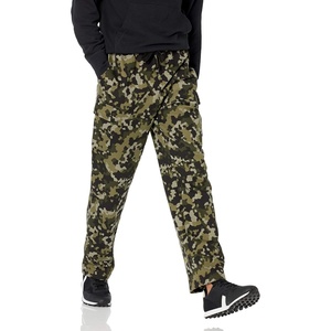 Amazon Essentials Men’s Relaxed Fit Cargo Fleece Sweatpants with Open Bottom(Olive Geo Camo)