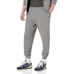 Amazon Essentials Men’s Relaxed Fit Fleece Joggers Sweatpants, Drawstring Waist, Tapered Leg, Ribbed Cuffs, Brushed Interior(Light Gray Heather)