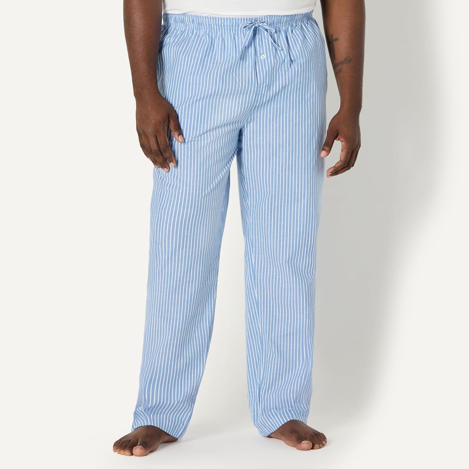 image:imageAmazon Essentials Mens Cotton Poplin StraightFit Pajama Pants with Pockets Elastic Waist DrawstringLight Blue Stripe