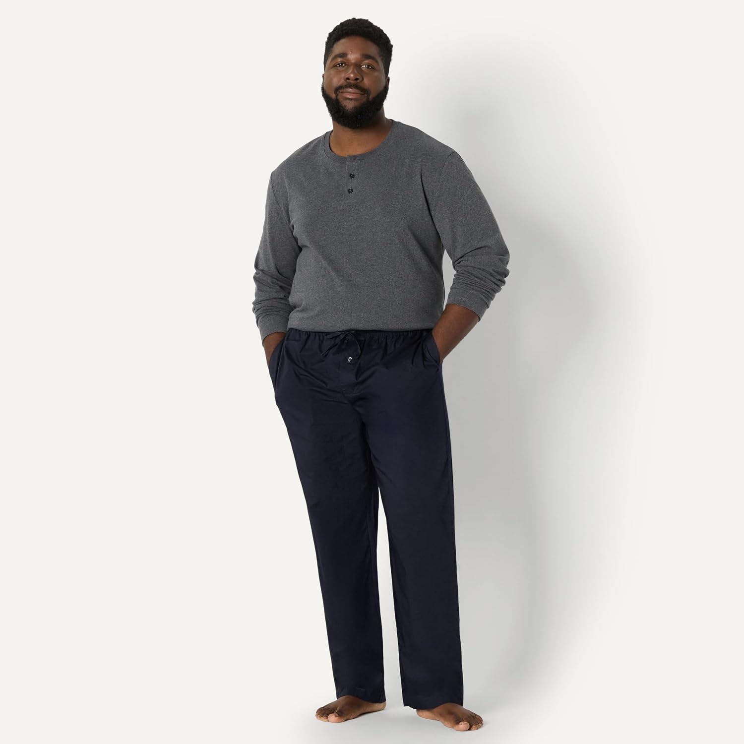 image:imageAmazon Essentials Mens Cotton Poplin StraightFit Pajama Pants with Pockets Elastic Waist DrawstringNavy