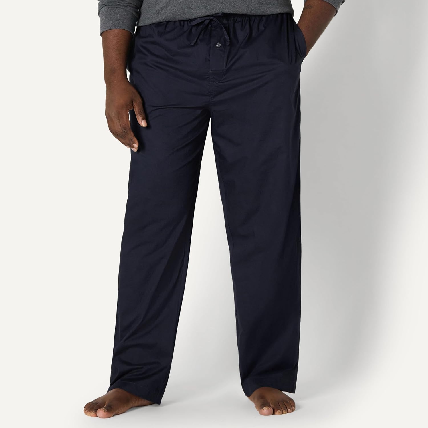 image:imageAmazon Essentials Mens Cotton Poplin StraightFit Pajama Pants with Pockets Elastic Waist DrawstringNavy