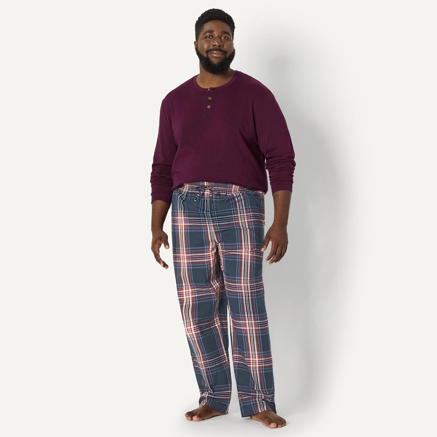 image:imageAmazon Essentials Mens Cotton Poplin StraightFit Pajama Pants with Pockets Elastic Waist DrawstringNavy Large Scale Plaid