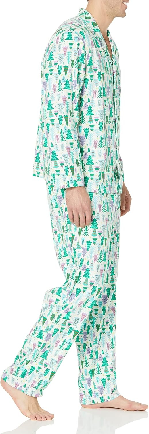 image:imageAmazon Essentials Mens Flannel Pajama SetEcru Festive Tree