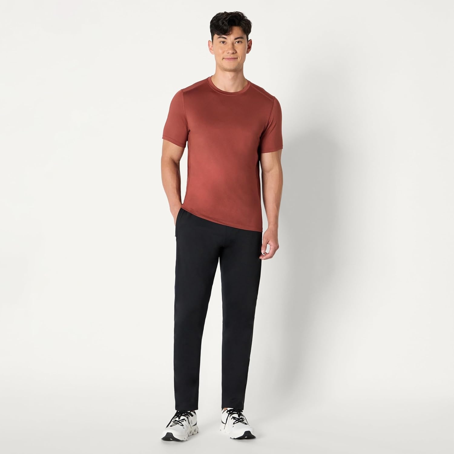 image:imageAmazon Essentials Mens Performance Stretch Training Jogger PantBlack
