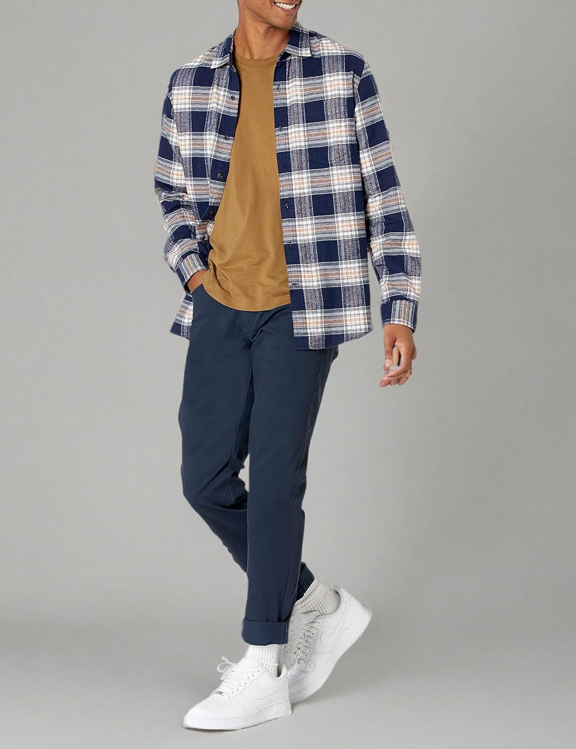 image:imageAmazon Essentials Mens 5Pocket Stretch Twill Casual PantsNavy
