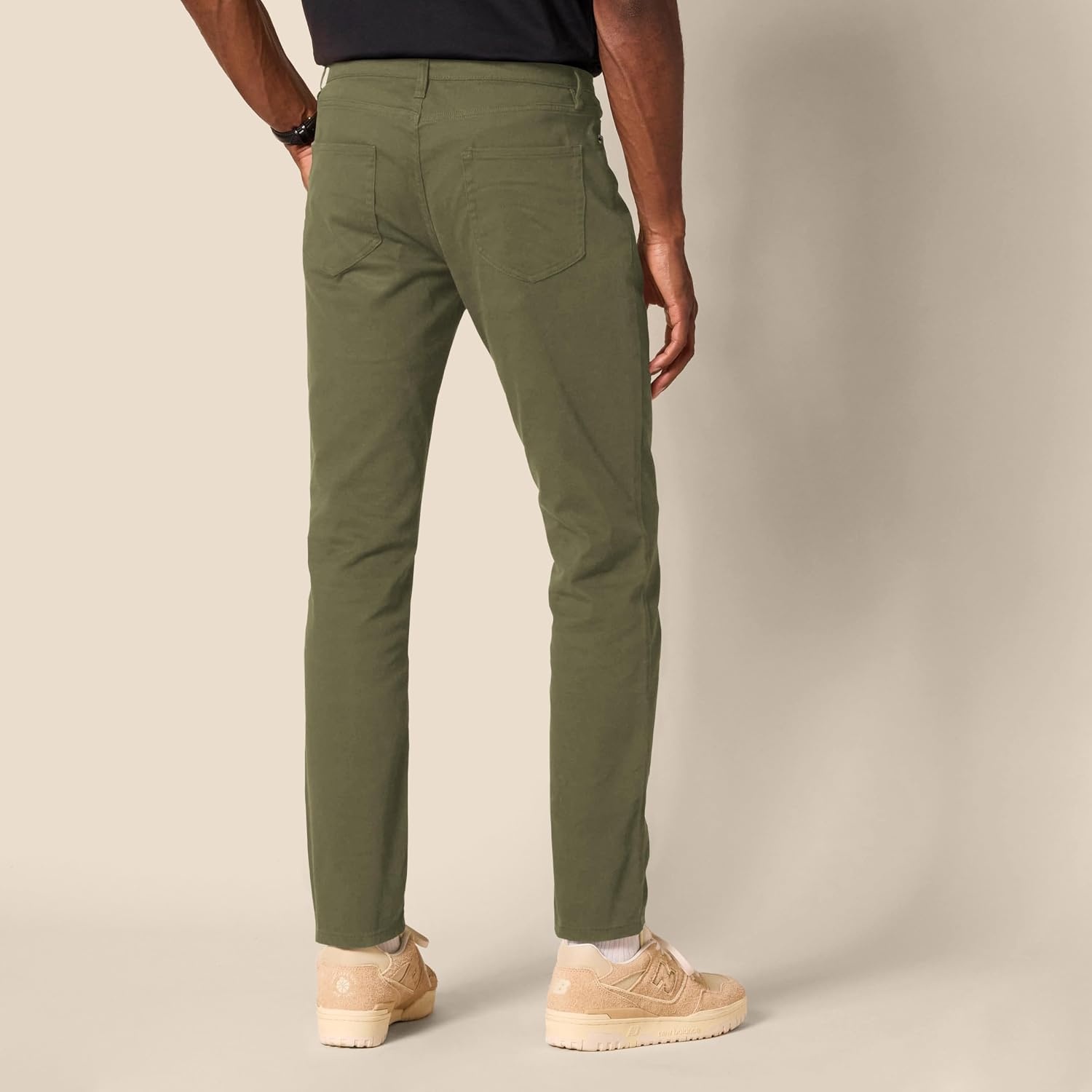 image:imageAmazon Essentials Mens 5Pocket Stretch Twill Casual PantsOlive