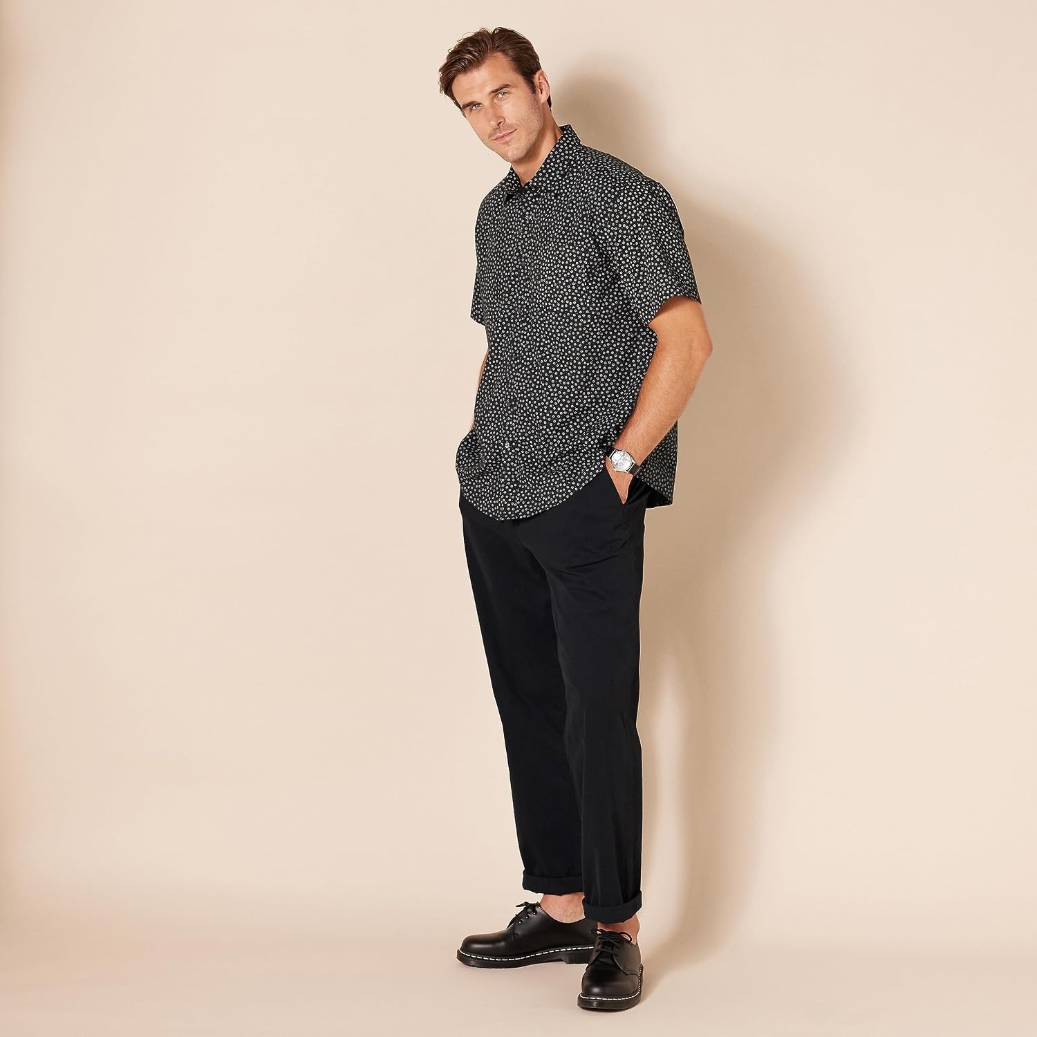 image:imageAmazon Essentials Mens Casual Stretch Chino PantBlack
