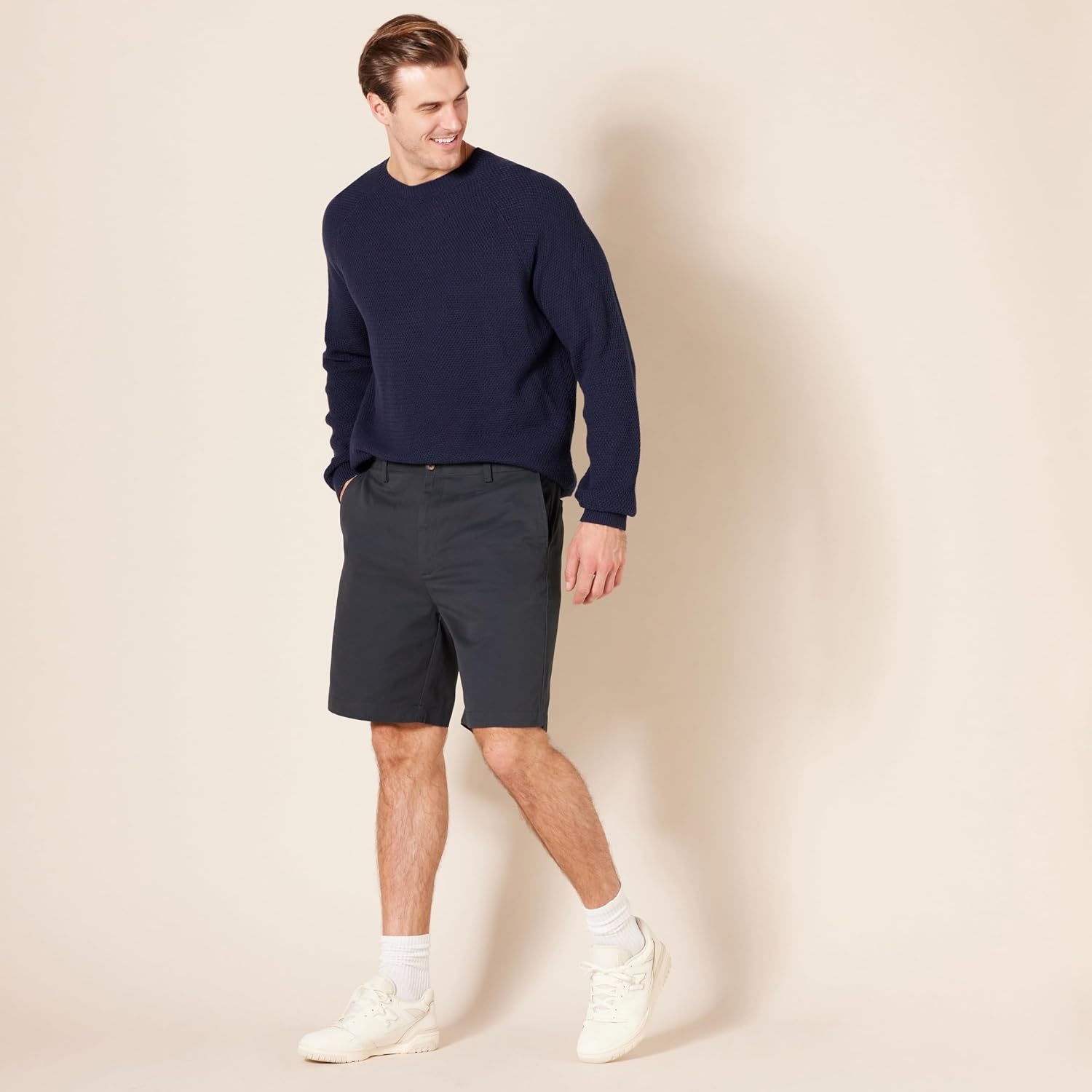 image:imageAmazon Essentials Mens ClassicFit 9 Cotton Twill Chino Shorts with ButtonThrough PocketsNavy