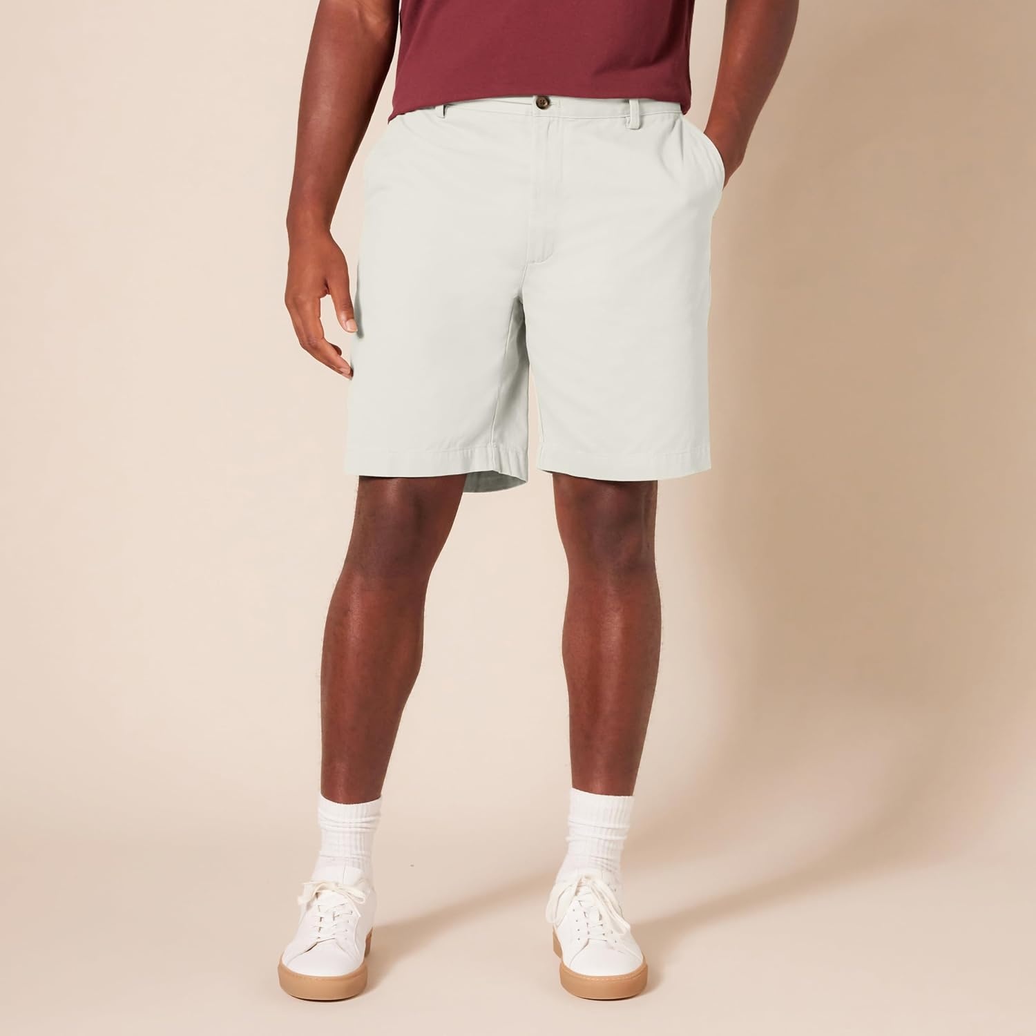 image:imageAmazon Essentials Mens ClassicFit 9 Cotton Twill Chino Shorts with ButtonThrough PocketsSilver