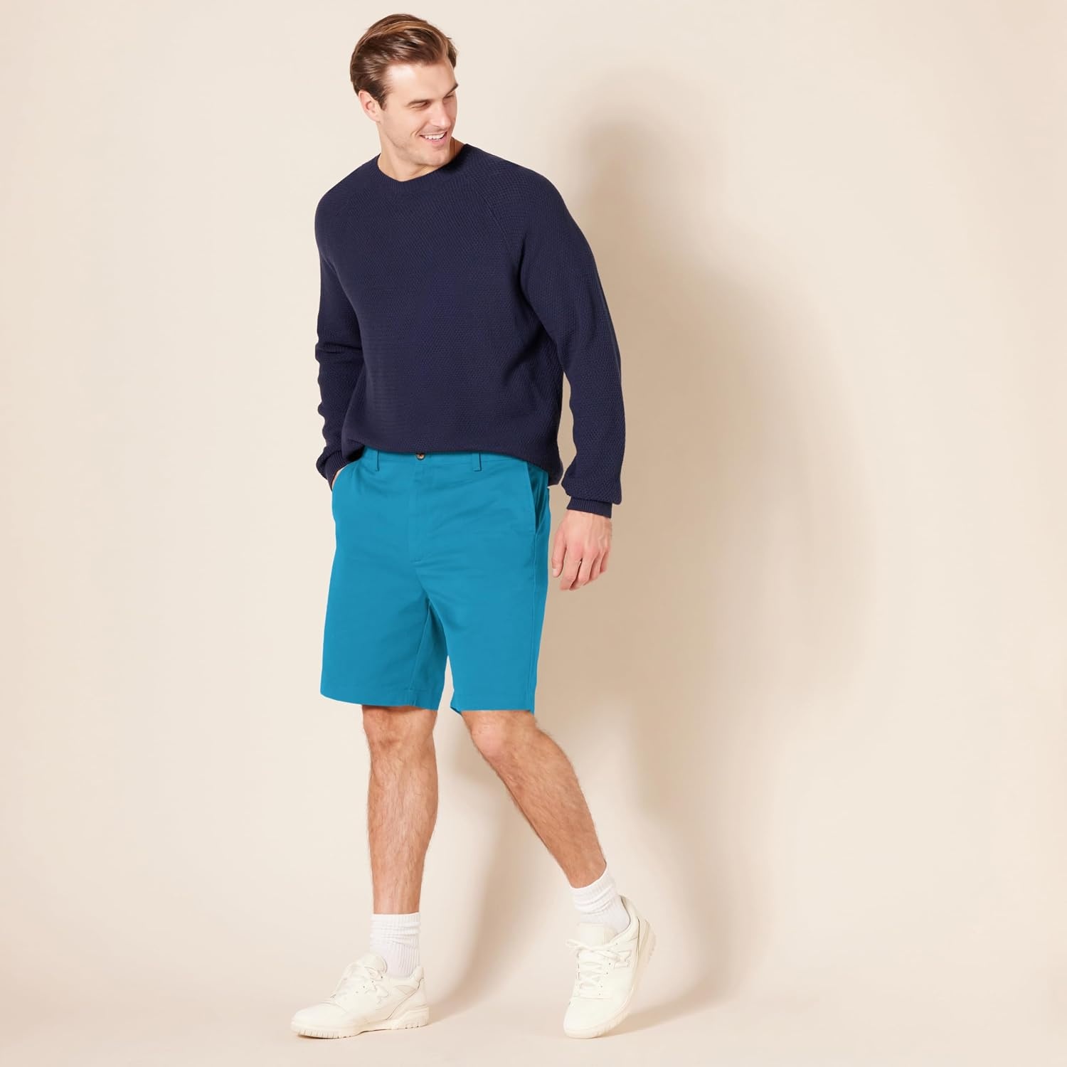 image:imageAmazon Essentials Mens ClassicFit 9 Cotton Twill Chino Shorts with ButtonThrough PocketsTeal