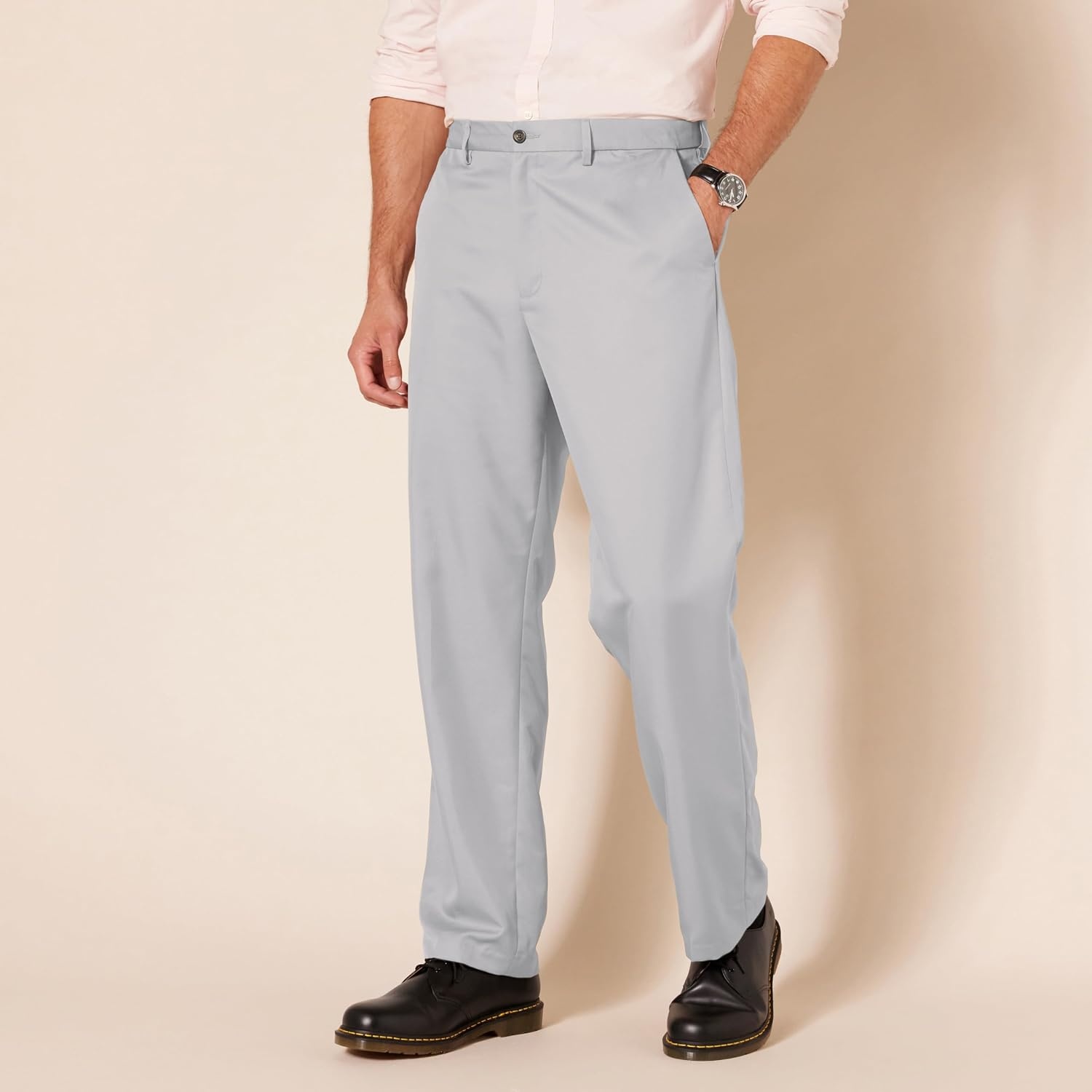 image:imageAmazon Essentials Mens ClassicFit ExpandableWaist FlatFront Dress PantsLight Grey