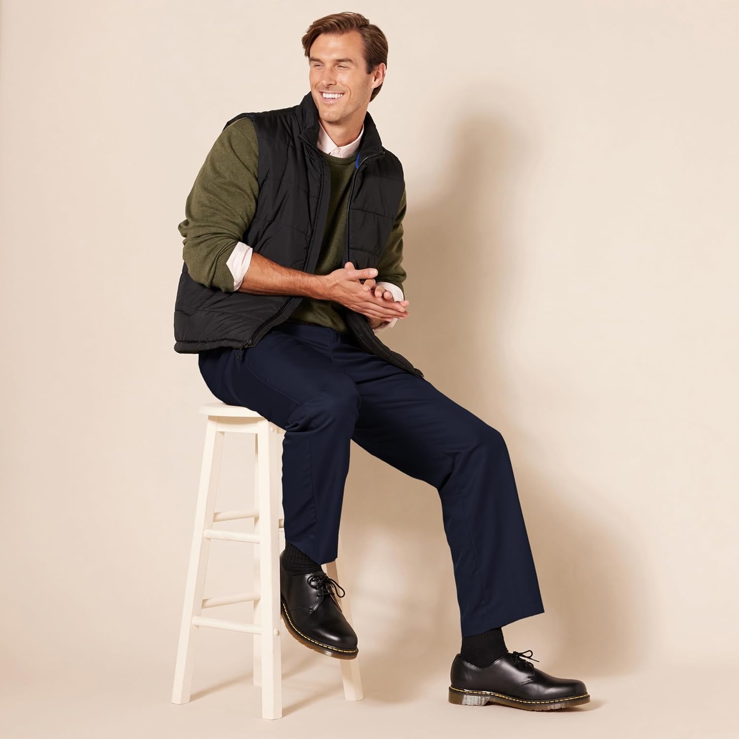 image:imageAmazon Essentials Mens ClassicFit ExpandableWaist FlatFront Dress PantsNavy