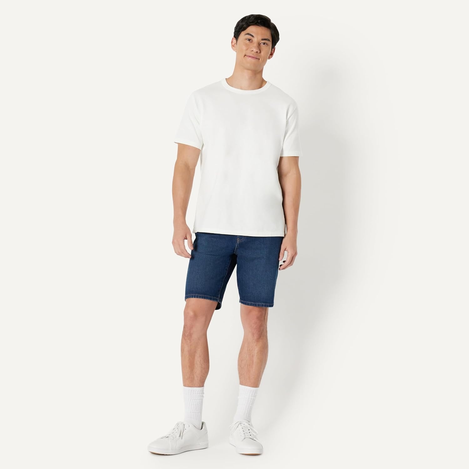 image:imageAmazon Essentials Mens Heavyweight Stretch StraightFit Jean Shorts Mid Rise 9 InseamDark Midnight Wash