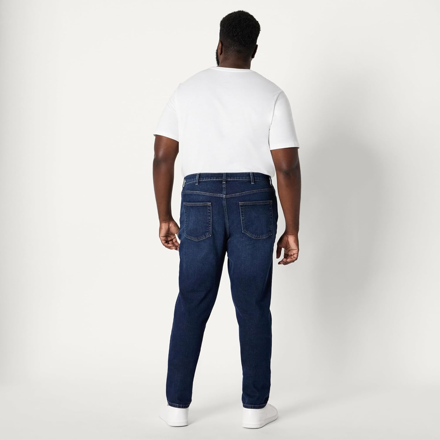 image:imageAmazon Essentials Mens Low Stretch SlimFit Jean Tapered Leg Vintage Inspired Midweight DenimDark Midnight Wash