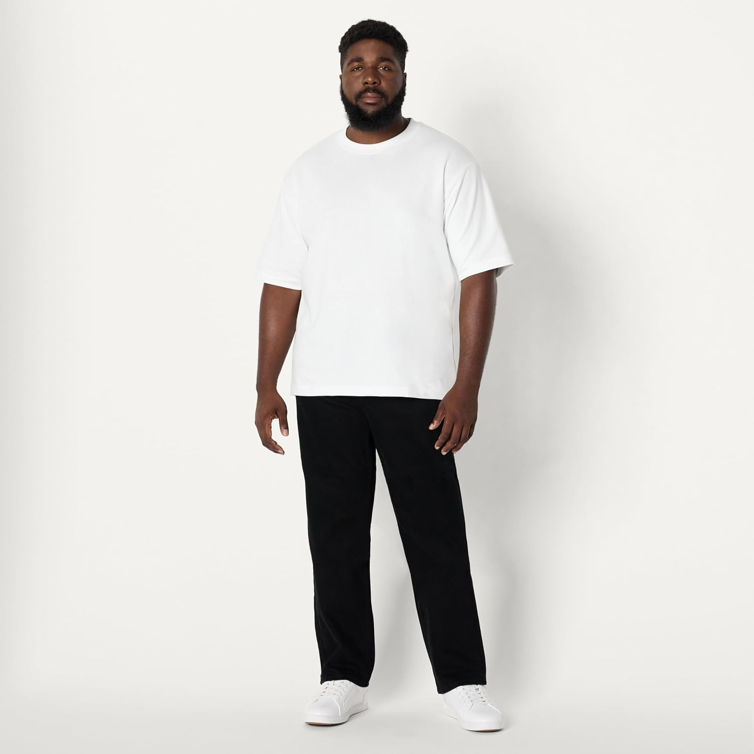 image:imageAmazon Essentials Mens Low Stretch StraightFit JeansBlackmidweight