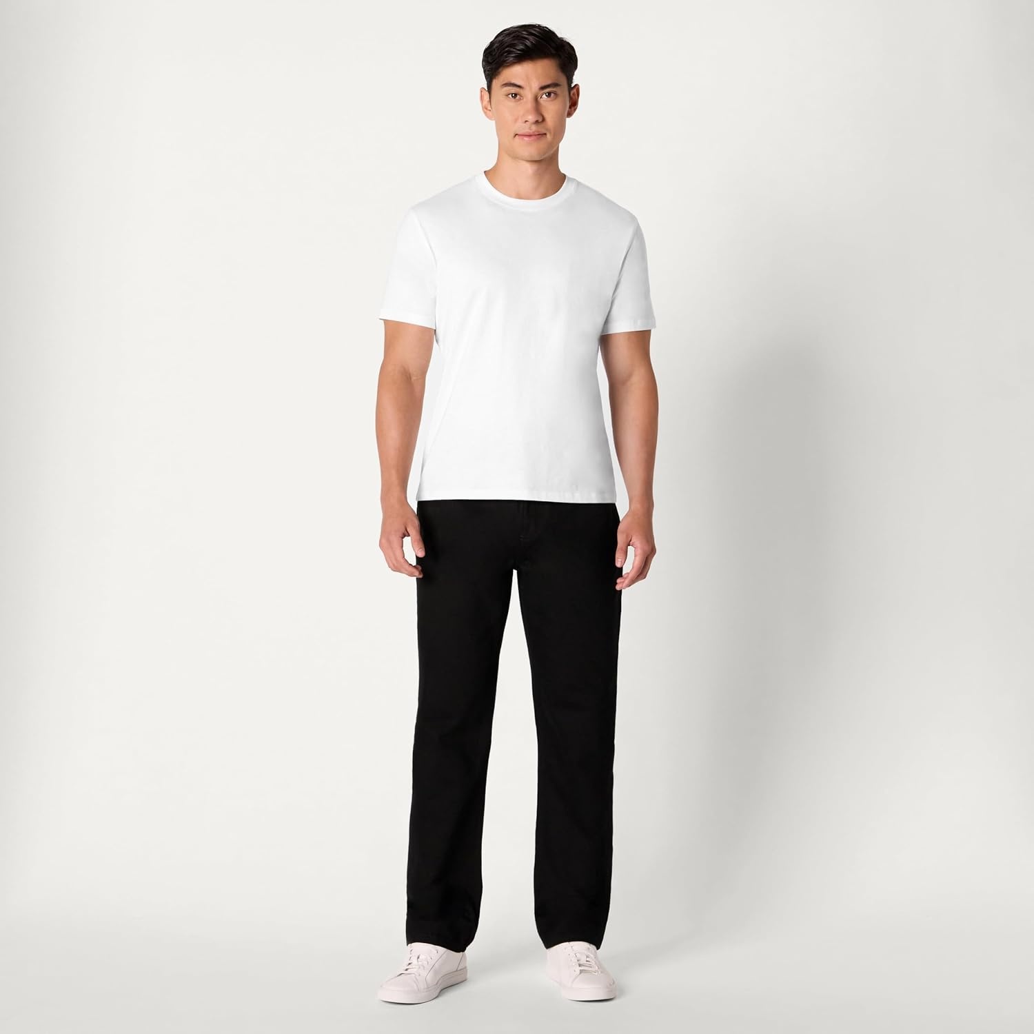 image:imageAmazon Essentials Mens RelaxedFit JeansBlack