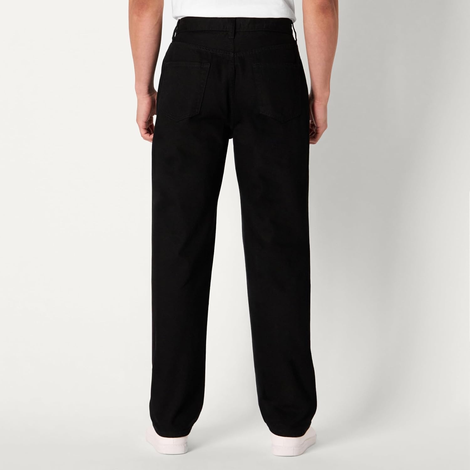 image:imageAmazon Essentials Mens RelaxedFit JeansBlack