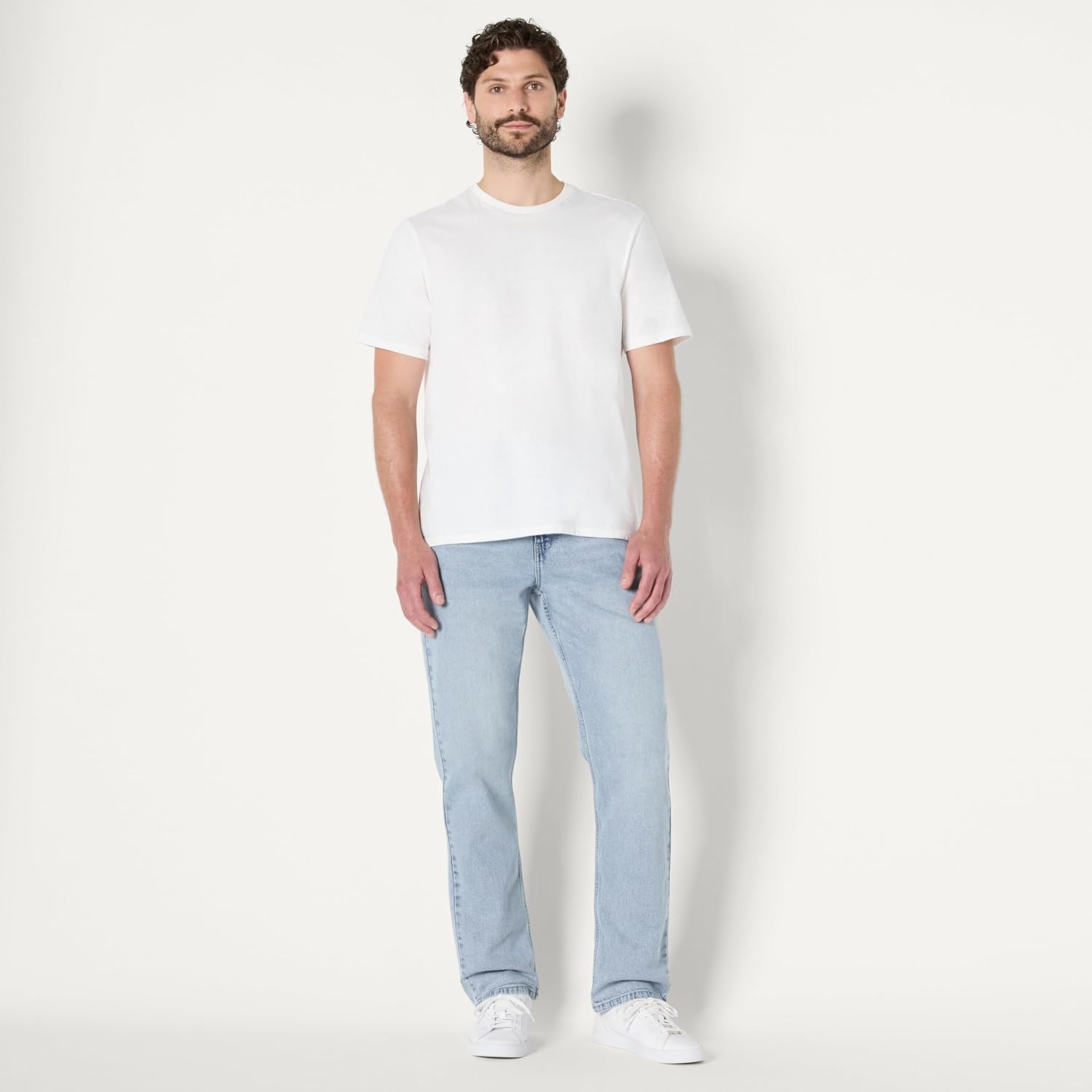 image:imageAmazon Essentials Mens RelaxedFit JeansIced Light Wash
