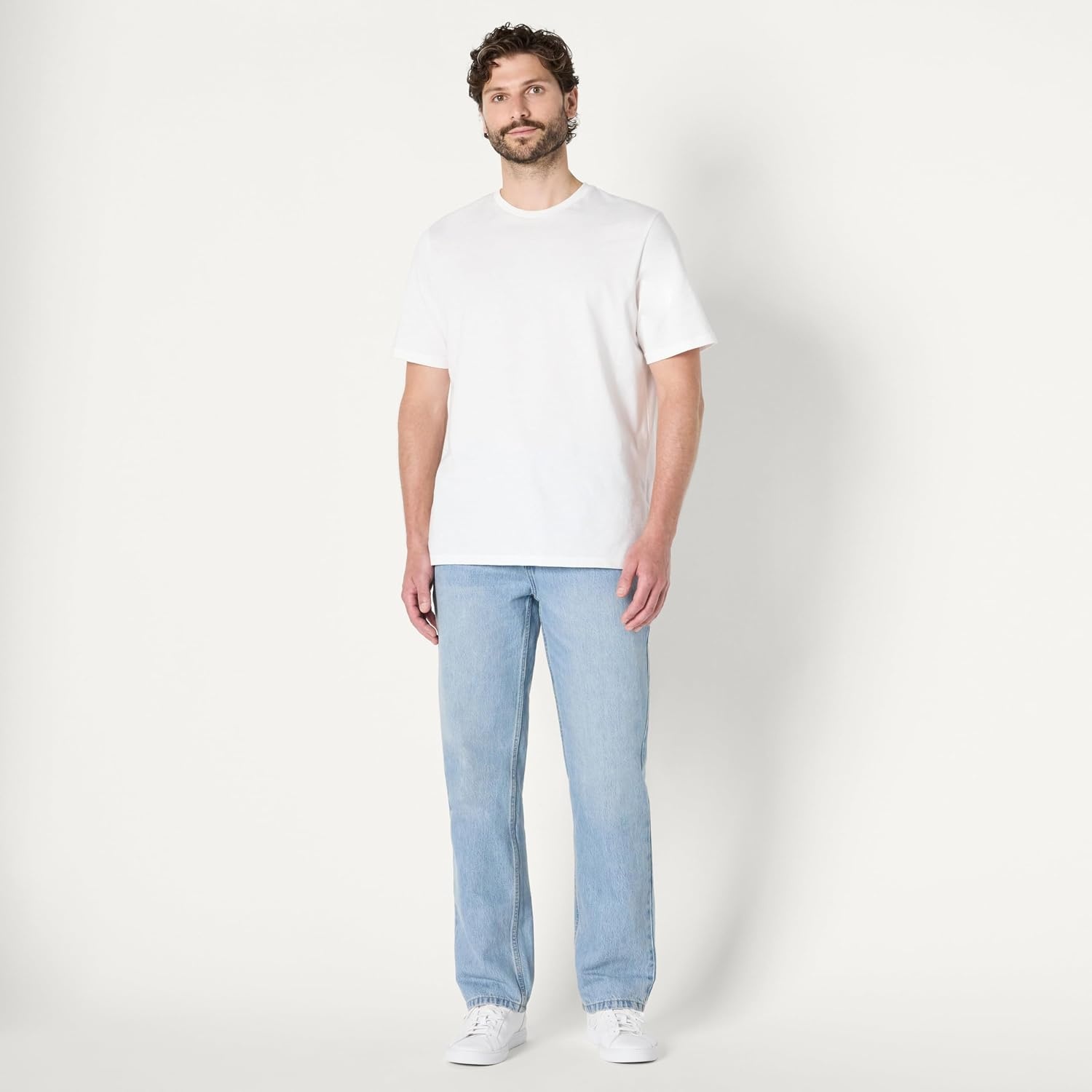 image:imageAmazon Essentials Mens RelaxedFit JeansVintage Blue