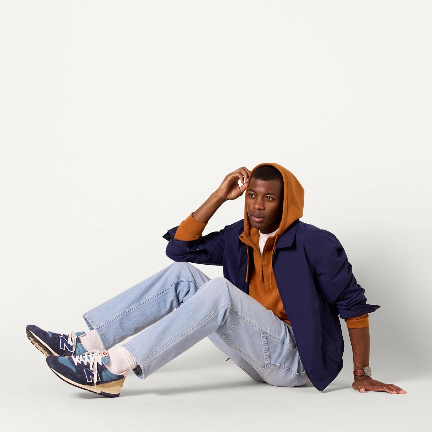 image:imageAmazon Essentials Mens RelaxedFit Workwear Carpenter Jean with Comfort StretchLight Blue Wash