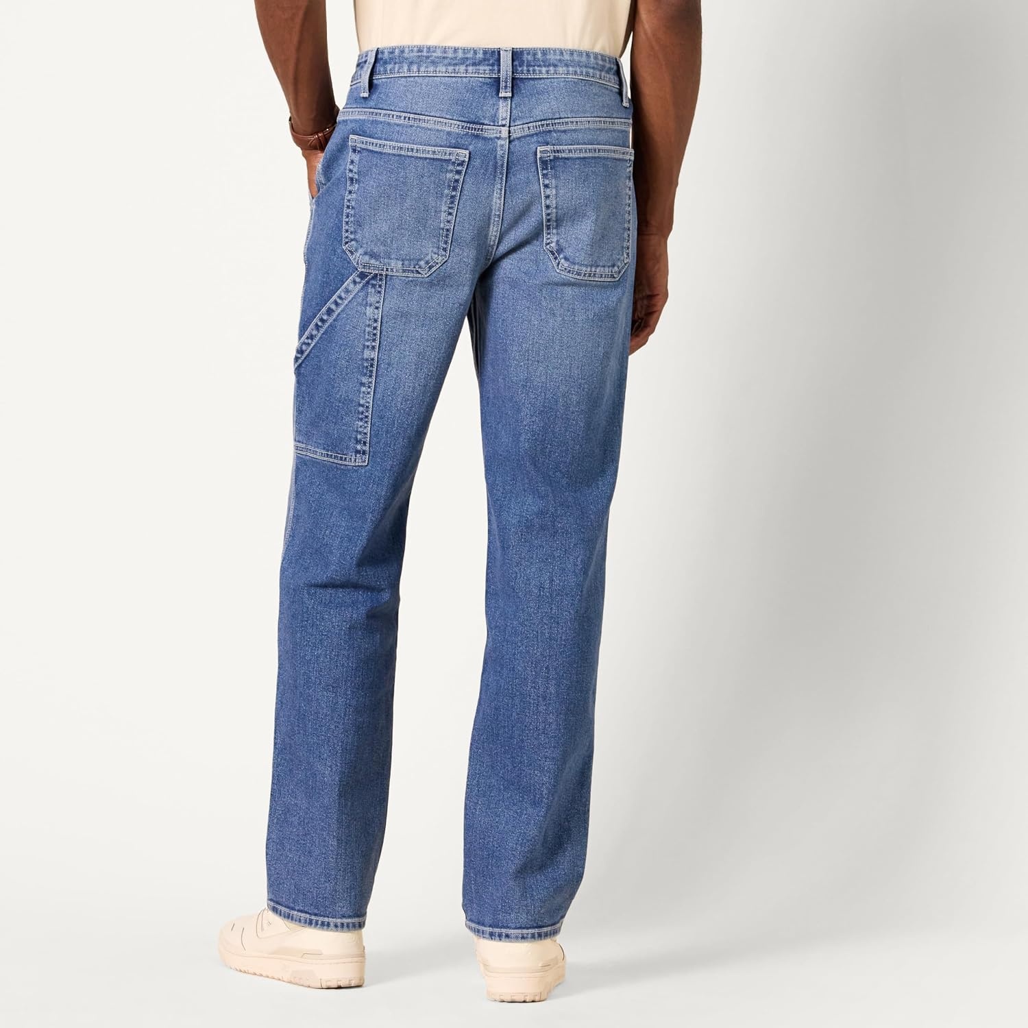 image:imageAmazon Essentials Mens RelaxedFit Workwear Carpenter Jean with Comfort StretchMedium Wash