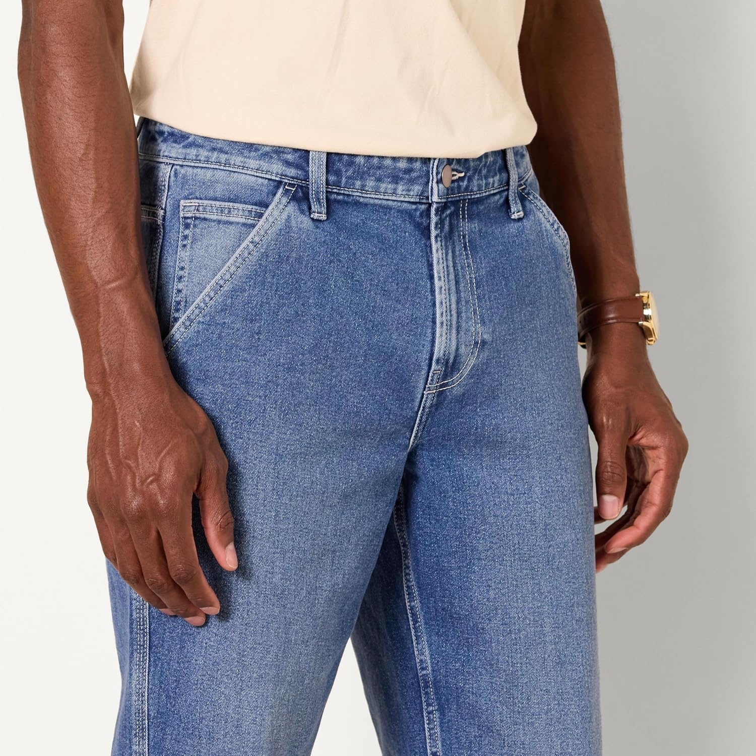image:imageAmazon Essentials Mens RelaxedFit Workwear Carpenter Jean with Comfort StretchMedium Wash
