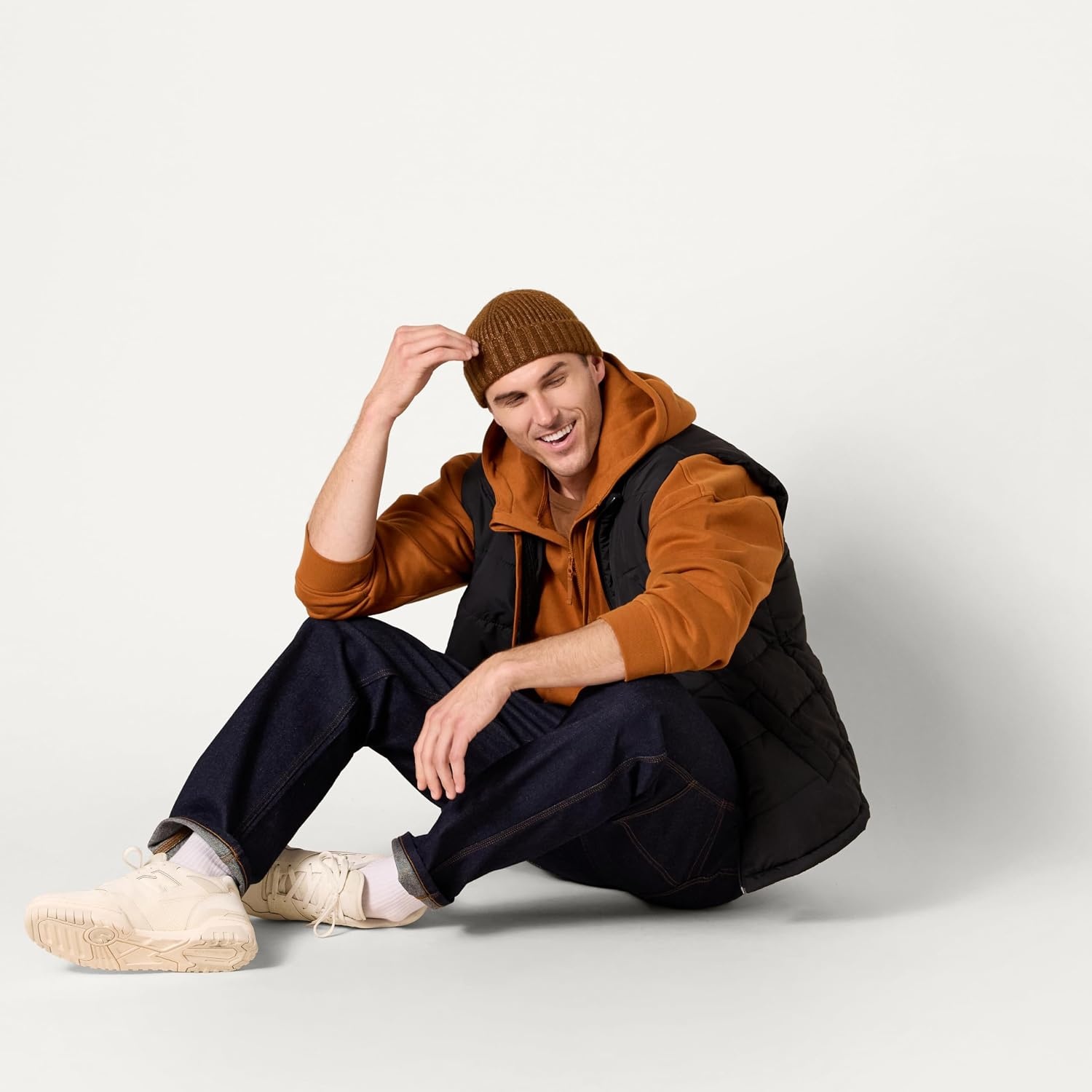image:imageAmazon Essentials Mens RelaxedFit Workwear Carpenter Jean with Comfort StretchRinse Wash