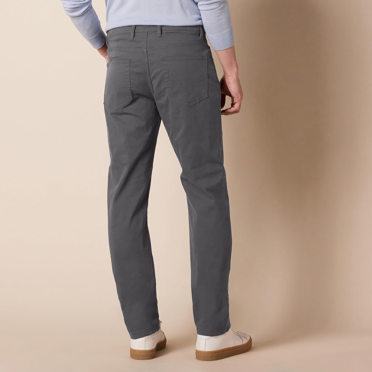 image:imageAmazon Essentials Mens SkinnyFit 5Pocket Stretch Twill Chino PantsGrey
