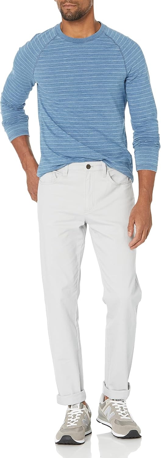image:imageAmazon Essentials Mens SkinnyFit 5Pocket Stretch Twill Chino PantsLight Grey