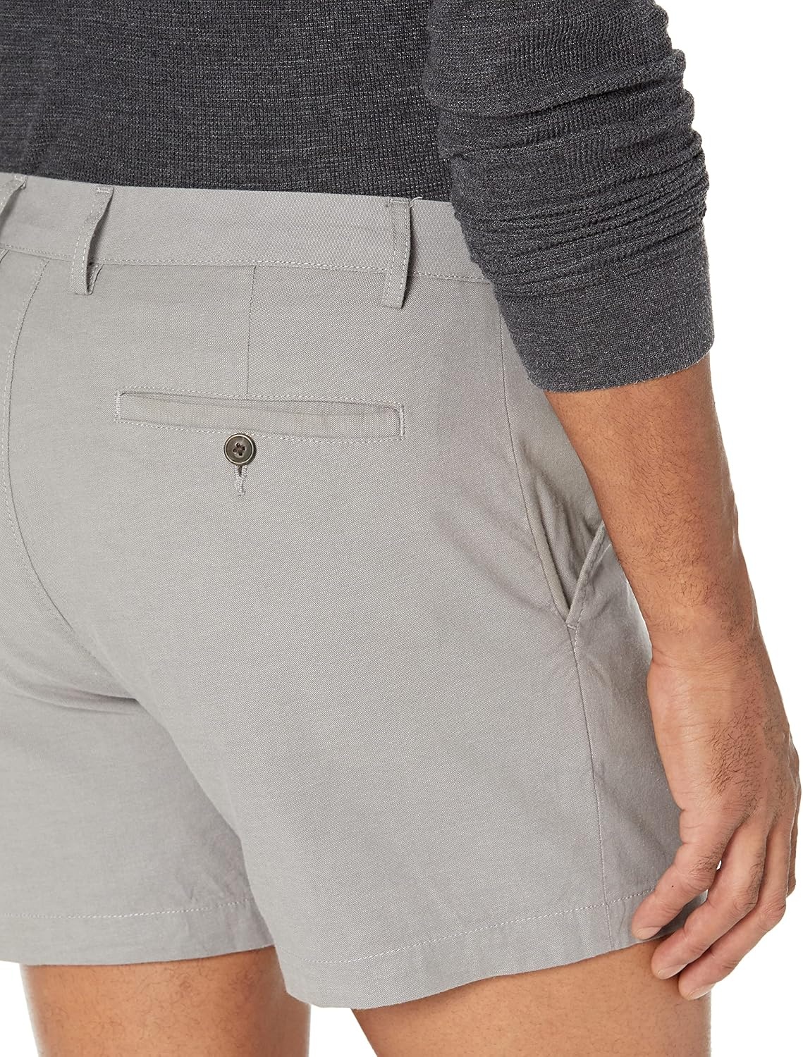 image:imageAmazon Essentials Mens SlimFit 5 Lightweight Comfort Stretch Oxford Cotton ShortsMetallic Silver