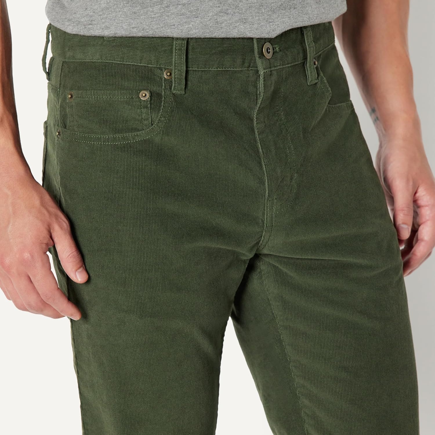 image:imageAmazon Essentials Mens SlimFit 5 Pocket Stretch Fine Wale Corduroy PantDark Olive
