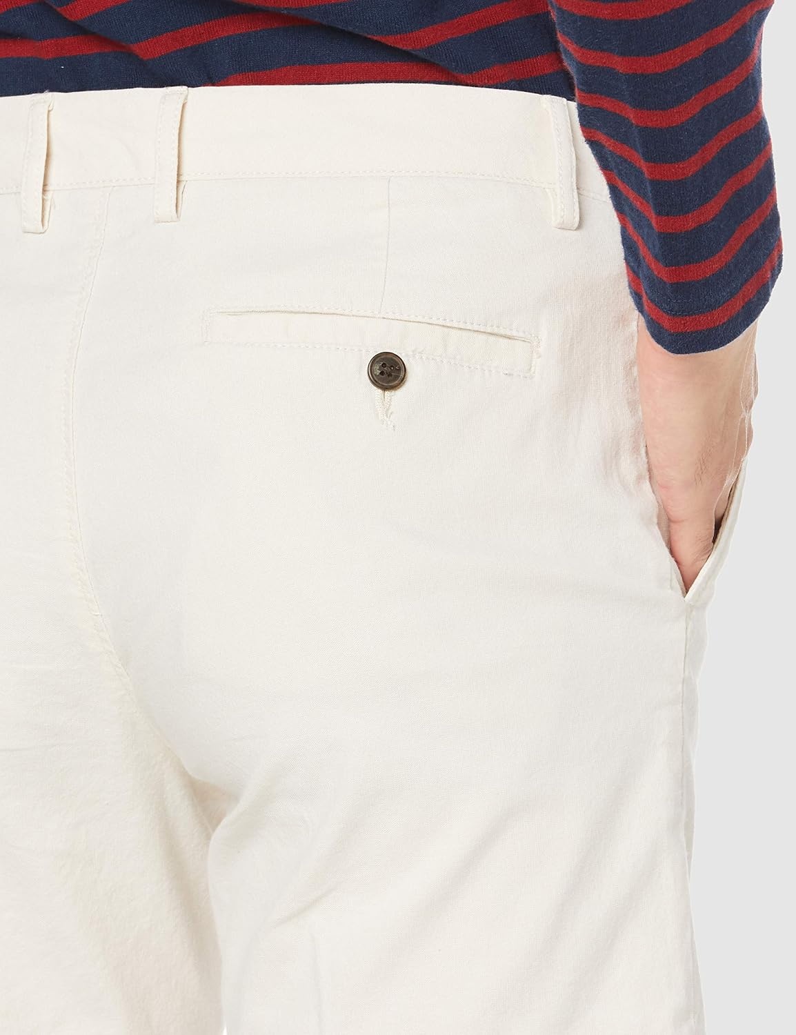 image:imageAmazon Essentials Mens SlimFit 7 Lightweight Comfort Stretch Oxford Shorts with Tapered LegCream