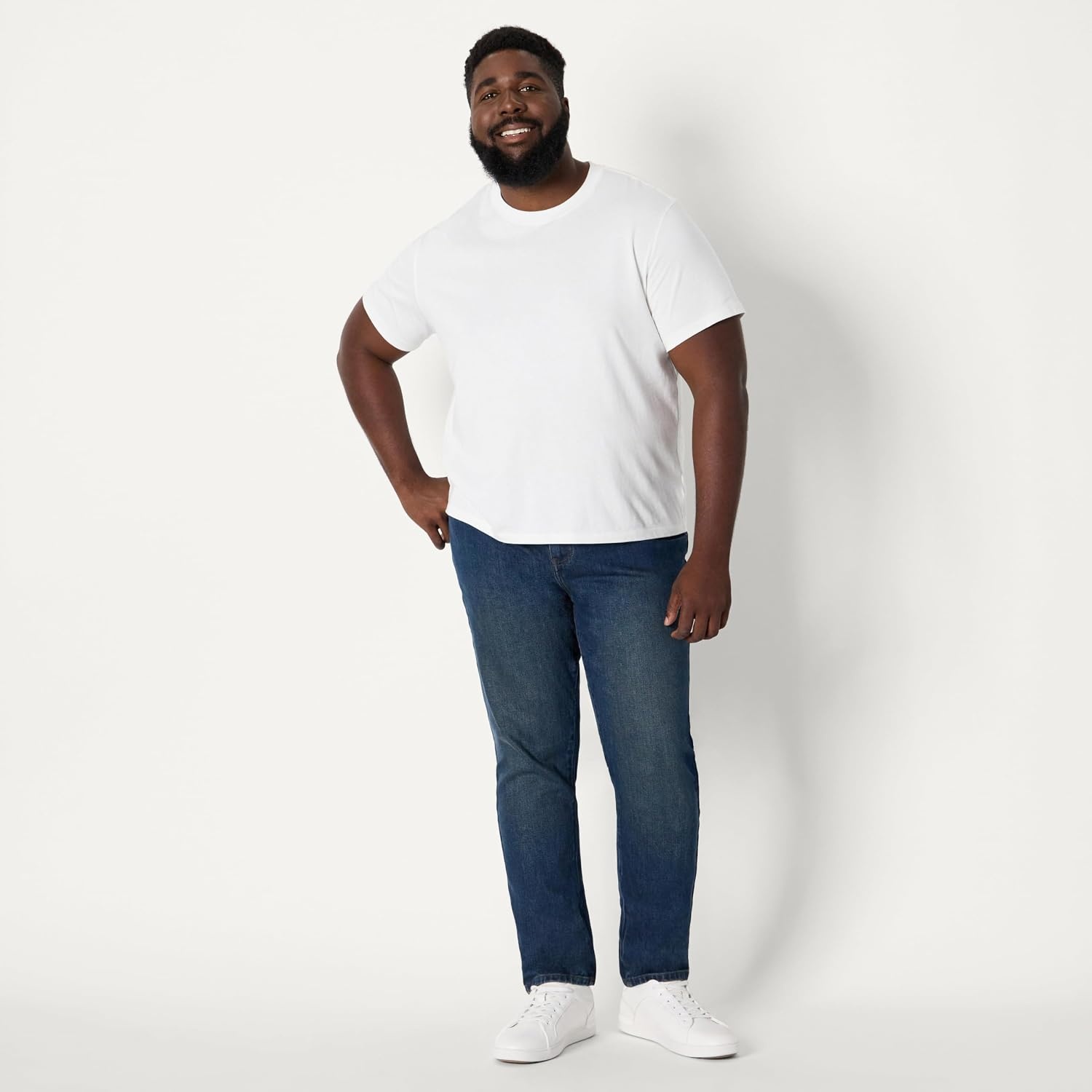 image:imageAmazon Essentials Mens SlimFit Jeans with Tapered Leg 5Pocket Styling Zip FlyTinted Dark Wash