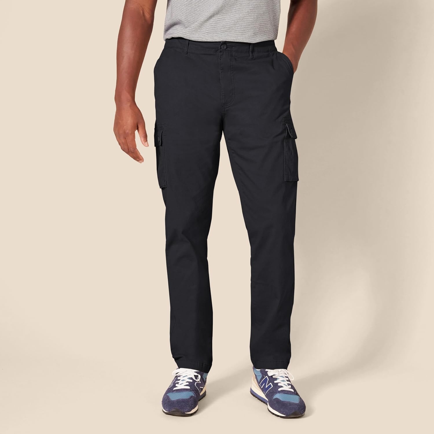 image:imageAmazon Essentials Mens SlimFit Stretch Cargo Pants with Tapered LegBlack