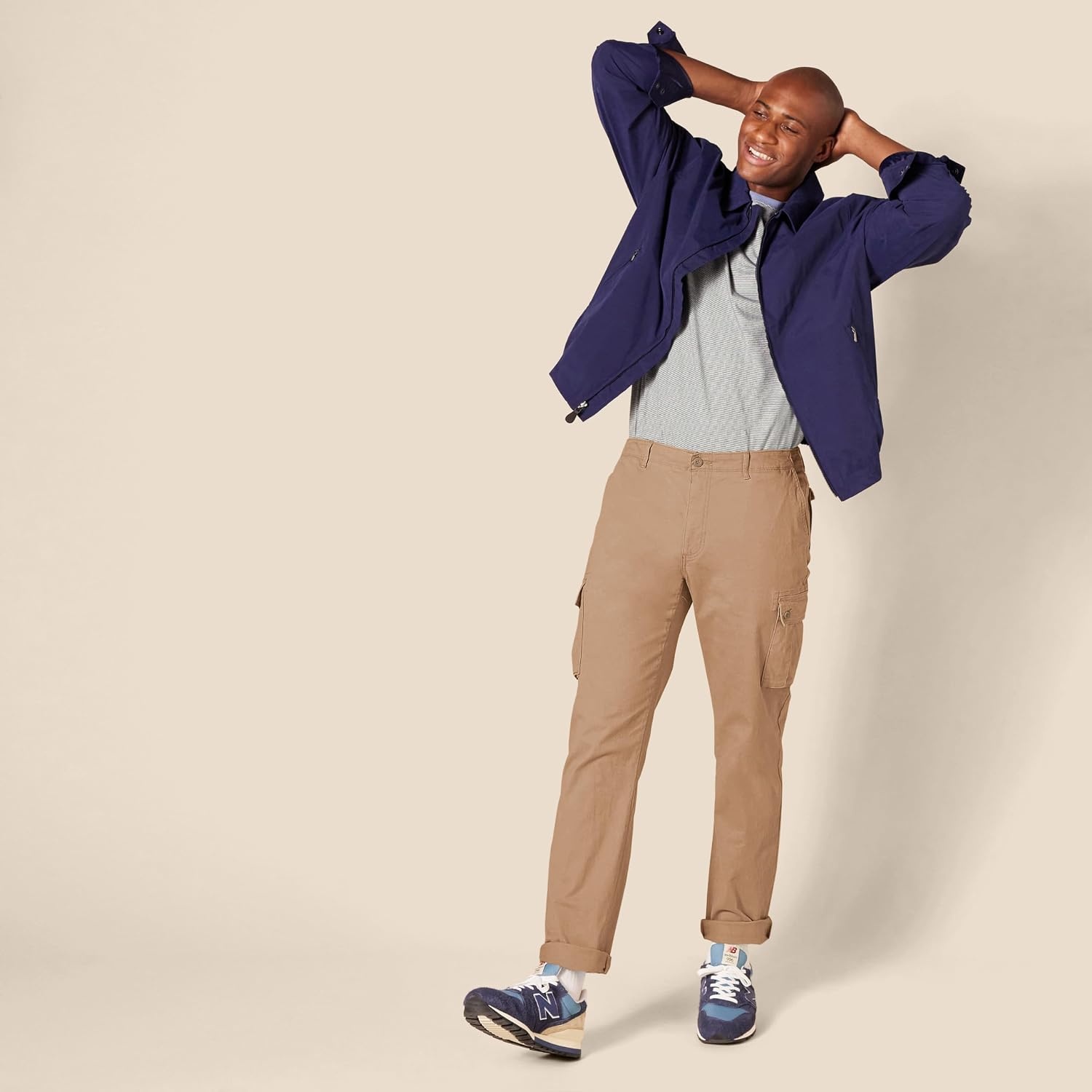 image:imageAmazon Essentials Mens SlimFit Stretch Cargo Pants with Tapered LegDark Khaki Brown