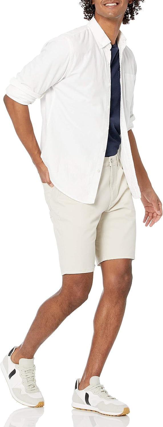 image:imageAmazon Essentials Mens StraightFit 9 Inseam Stretch Cotton Twill 5Pocket ShortsStone