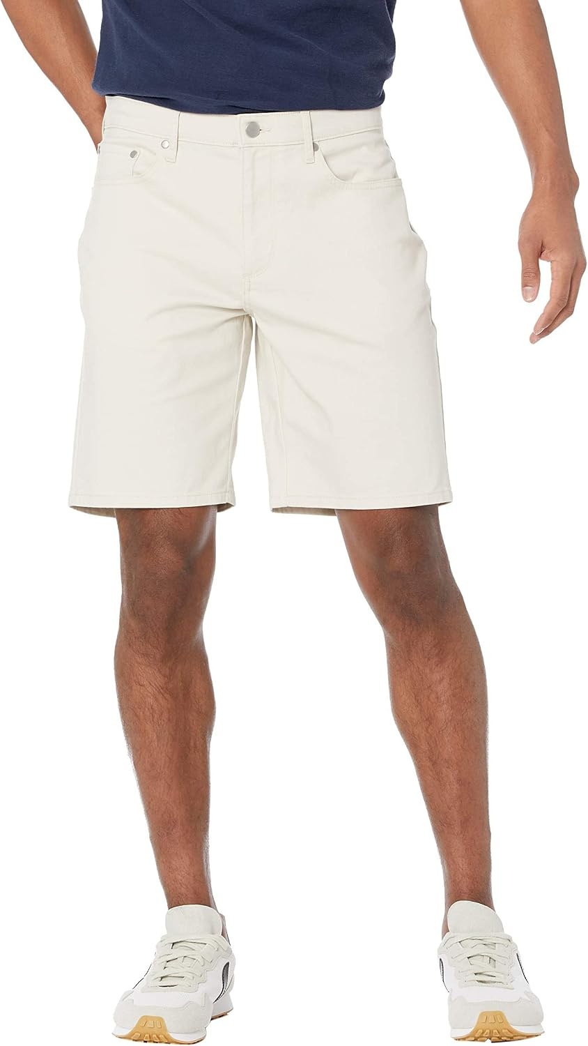 image:imageAmazon Essentials Mens StraightFit 9 Inseam Stretch Cotton Twill 5Pocket ShortsStone