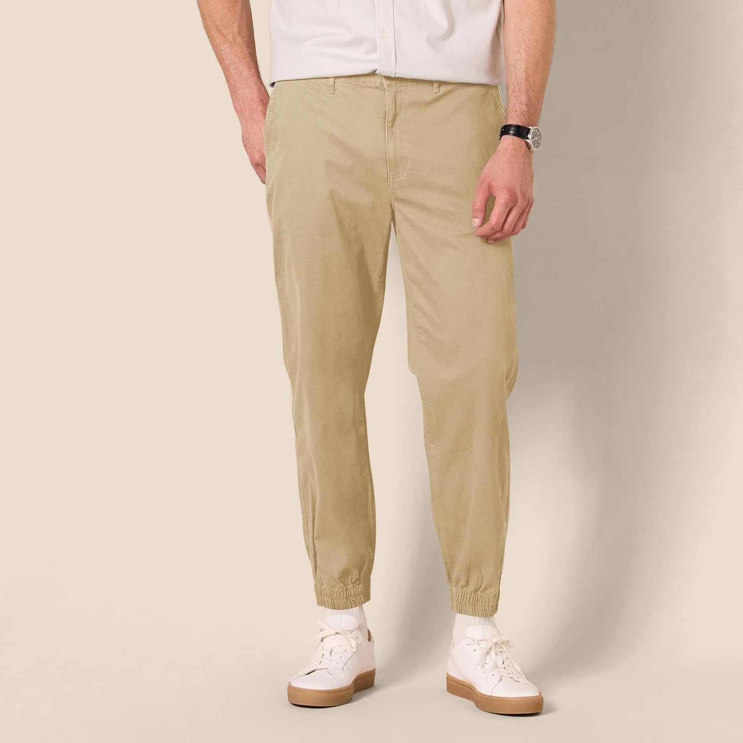 image:imageAmazon Essentials Mens StraightFit Chino Jogger Pants with Elastic Waist and PocketsKhaki Brown