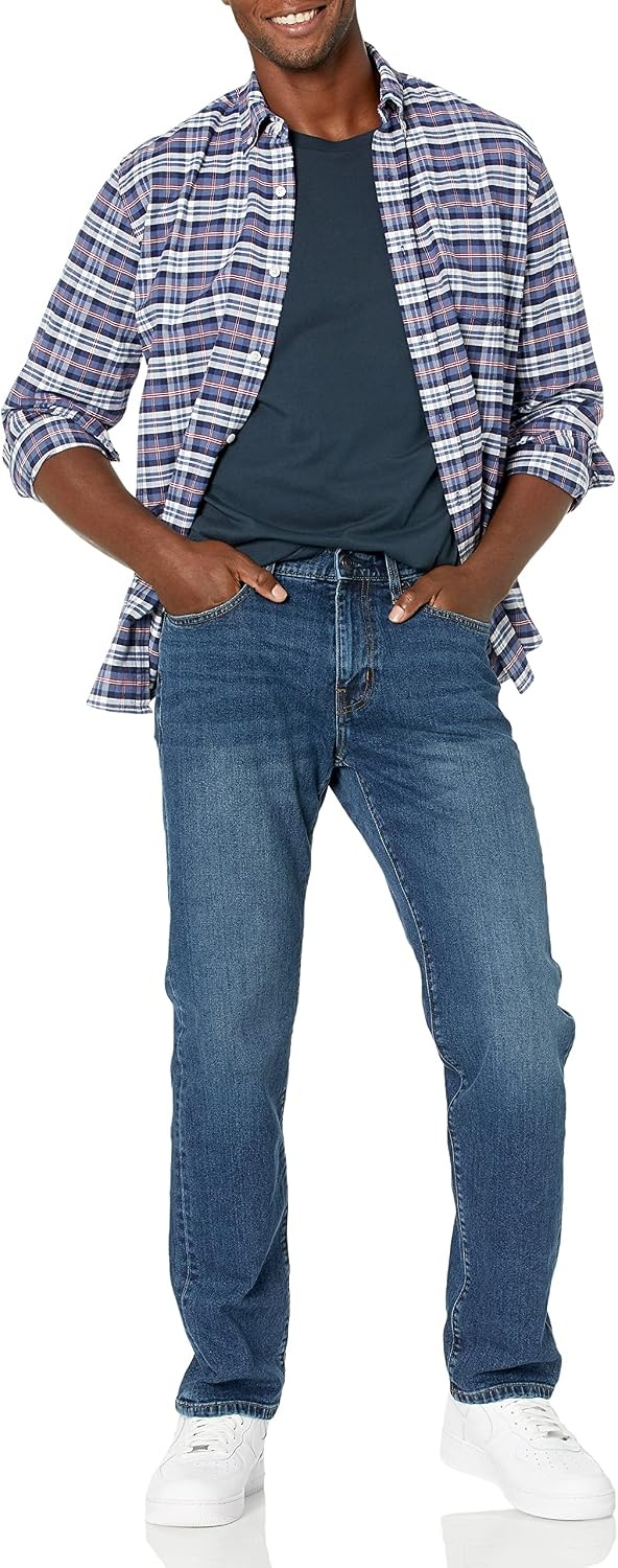 image:imageAmazon Essentials Mens StraightFit Stretch JeanVintage Wash