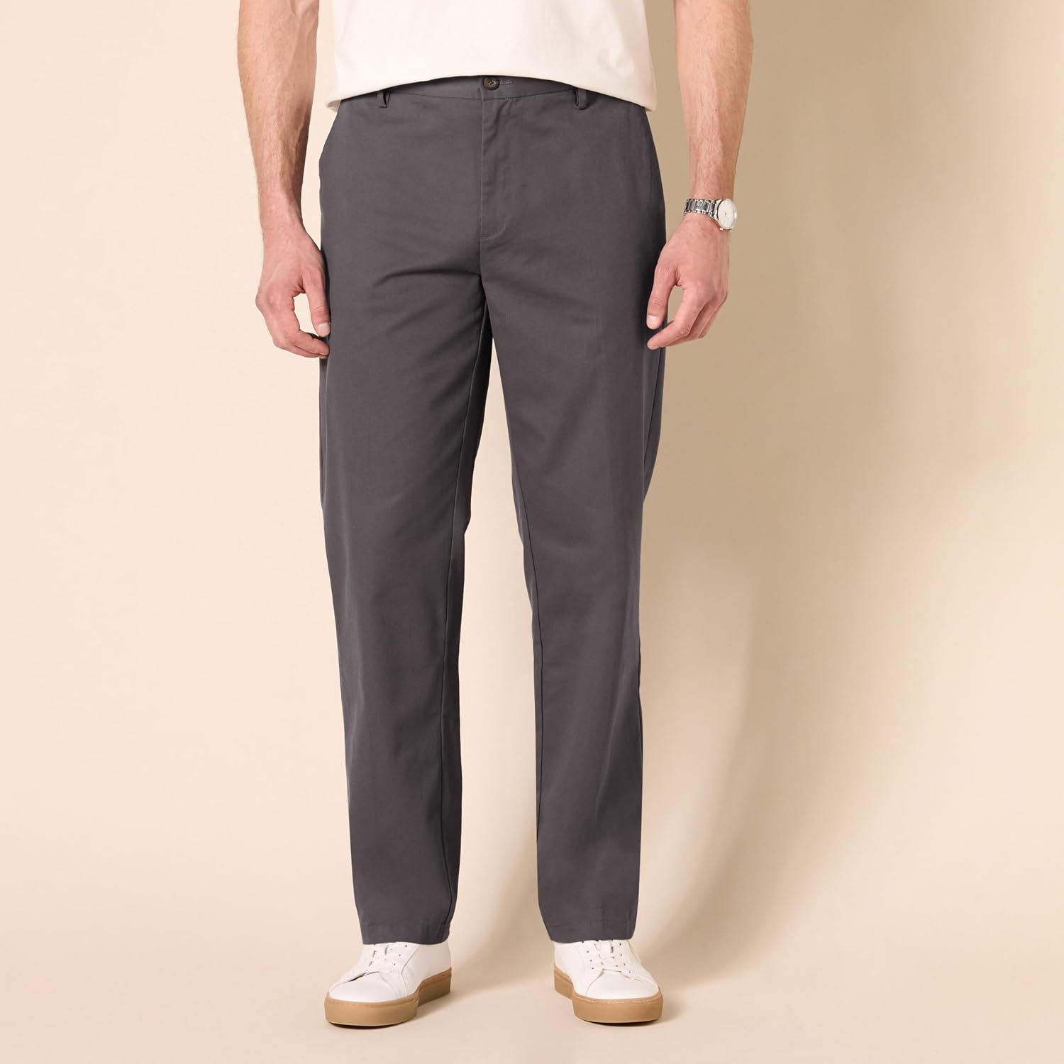 image:imageAmazon Essentials Mens StraightFit WrinkleResistant FlatFront Chino PantGrey