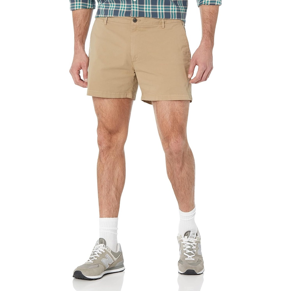 image:imageAmazon Essentials Mens SlimFit 5 Lightweight Comfort Stretch Oxford Cotton ShortsKhaki Brown