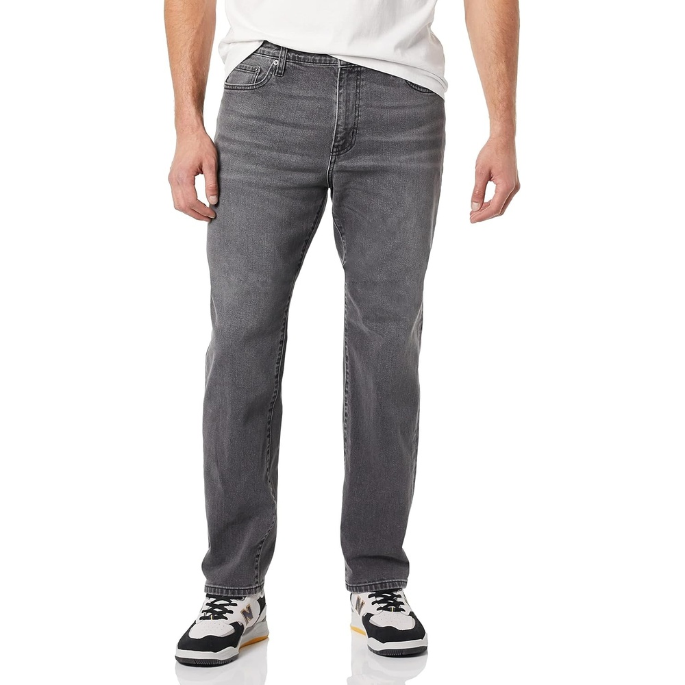 image:imageAmazon Essentials Mens StraightFit Stretch JeanWashed Grey