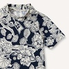 Amazon Essentials Boys and Toddlers’ Short Sleeve Rashguard Swim T-Shirt, Quick-Dry, Slim Fit(Navy Folk Floral)