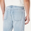 Amazon Essentials Men’s Heavyweight Stretch Straight-Fit Jean Shorts, Mid Rise, 9″ Inseam(Iced Blue Light Wash)