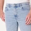 Amazon Essentials Men’s Low Stretch Slim Straight Denim Jeans, Vintage Inspired(Iced Light Wash)