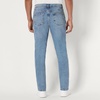 Amazon Essentials Men’s Slim-Fit Jeans with Tapered Leg, 5-Pocket Styling, Zip Fly(Tinted Light Wash)
