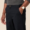 Amazon Essentials Men’s Straight-Fit Chino Jogger Pants with Elastic Waist and Pockets(Black)